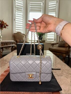 Pearl crush mini lambskin Leather Flap Bag in Light Gray with Gold Hardware